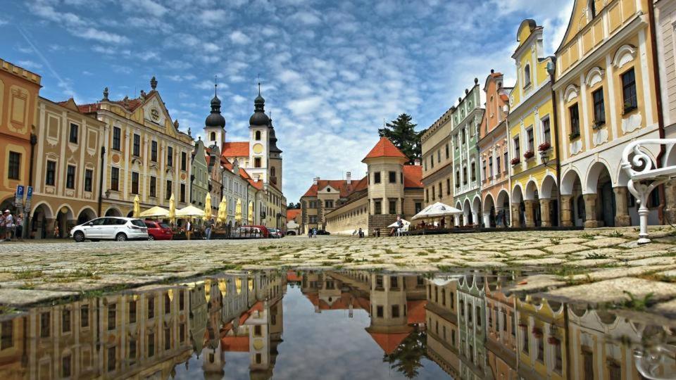 Ubytovani U Seniglu Hotel Telč Exterior foto